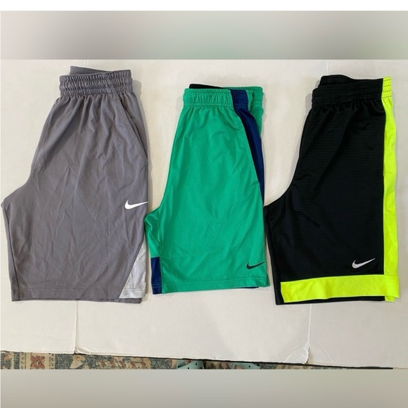 Nike Men’s Shorts - Picture 2 of 6